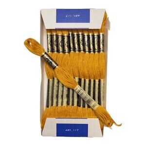 BRAND NEW DMC Floss #3852 V DK STRAW ** 12 Skeins for $10.25 **Dark Yellow Gold